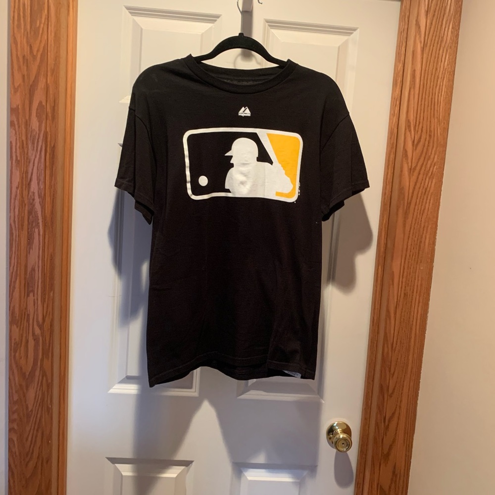 Majestic T-shirt